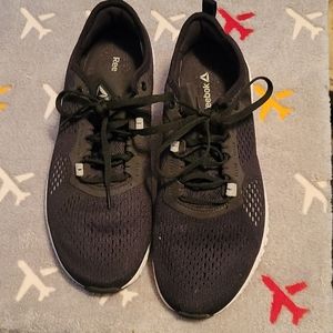 Womens Reebok sneakers